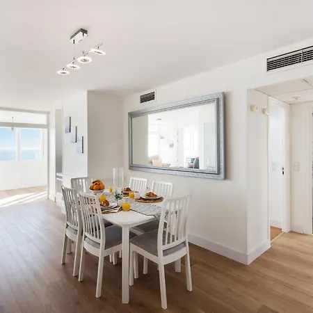 Magic Of The Ocean, Front Line In Playamar-parking, Sea Views, Pool, Tenis, Paddle, Wifi And Aircon Apartamento Torremolinos