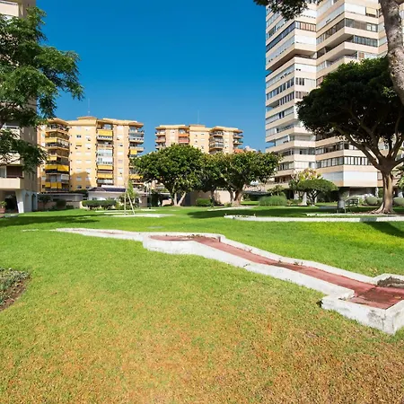 Magic Of The Ocean, Front Line In Playamar-parking, Sea Views, Pool, Tenis, Paddle, Wifi And Aircon Apartamento